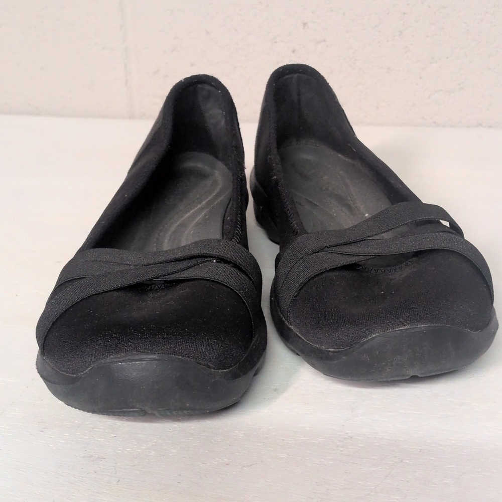 Crocs Busy Day Strappy Flat, Black Ballet Flat, Women's Size 9